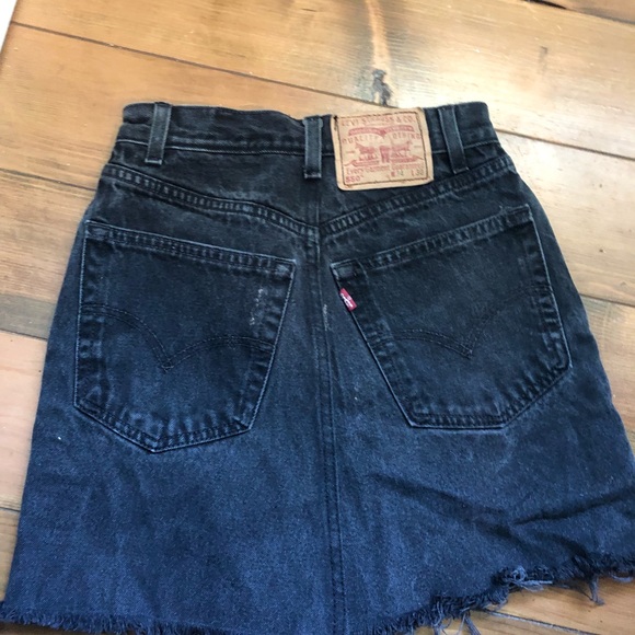 Levi skirt - Picture 4 of 4